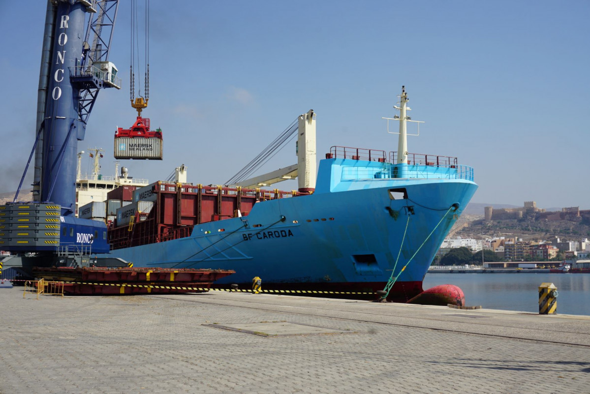 Puerto de Almeru00eda   Linea regular algeciras   Maersk