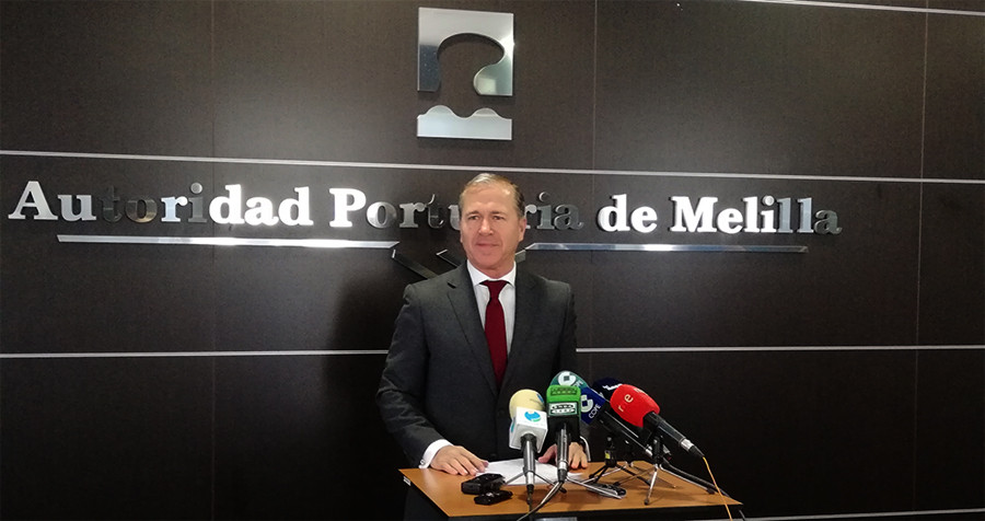 Puerto de Melilla   presidente y fomento01