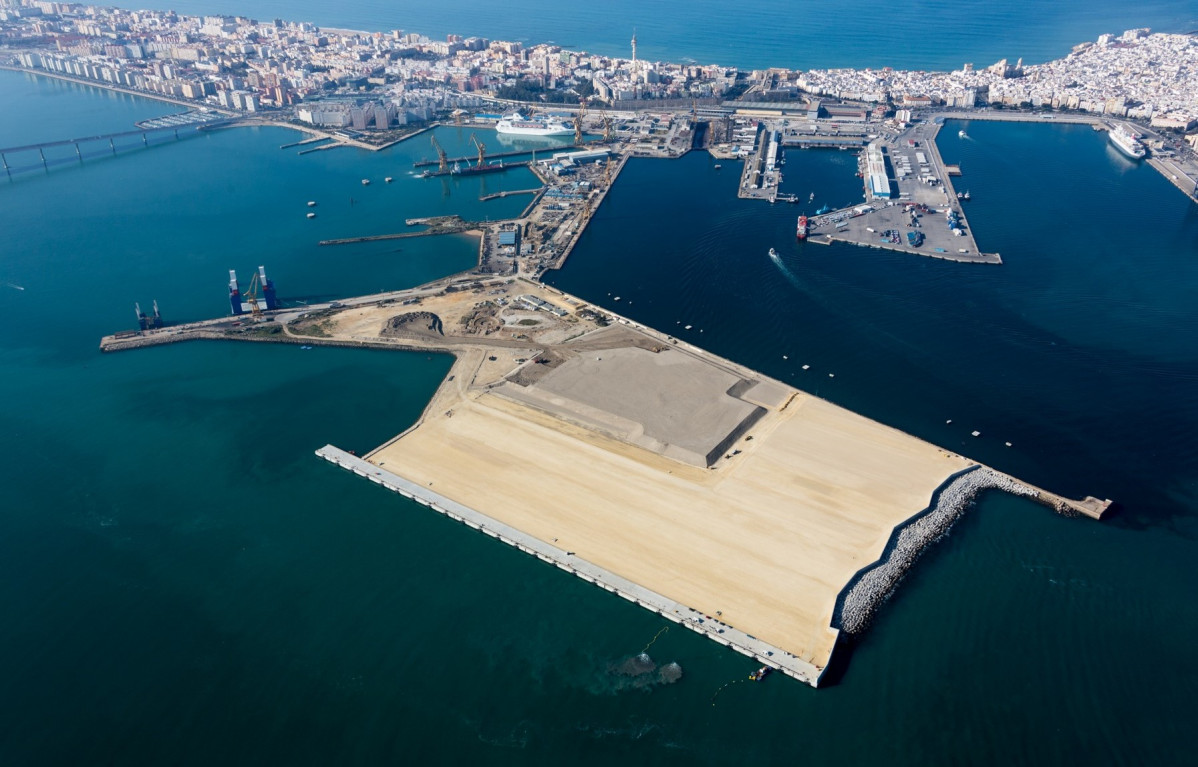 Puerto de Cádiz   Nueva terminal de contenedores (2)