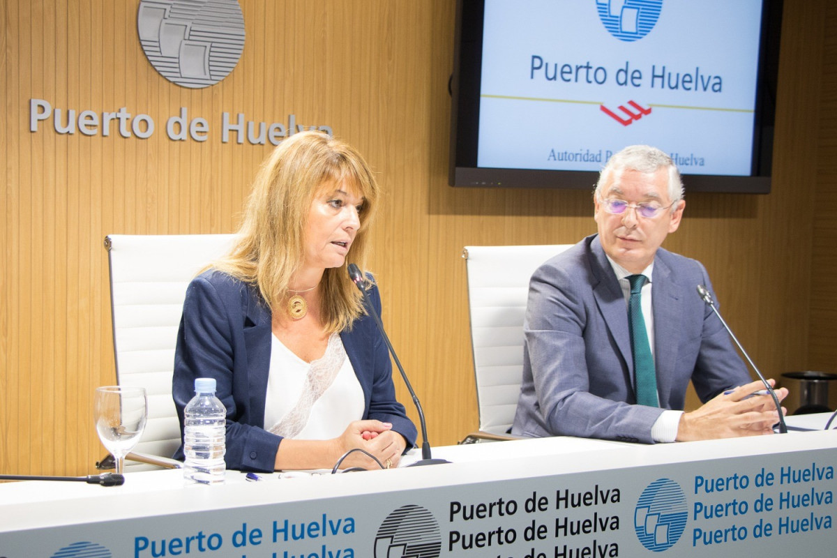 Puerto de Huelva   Presidenta y director