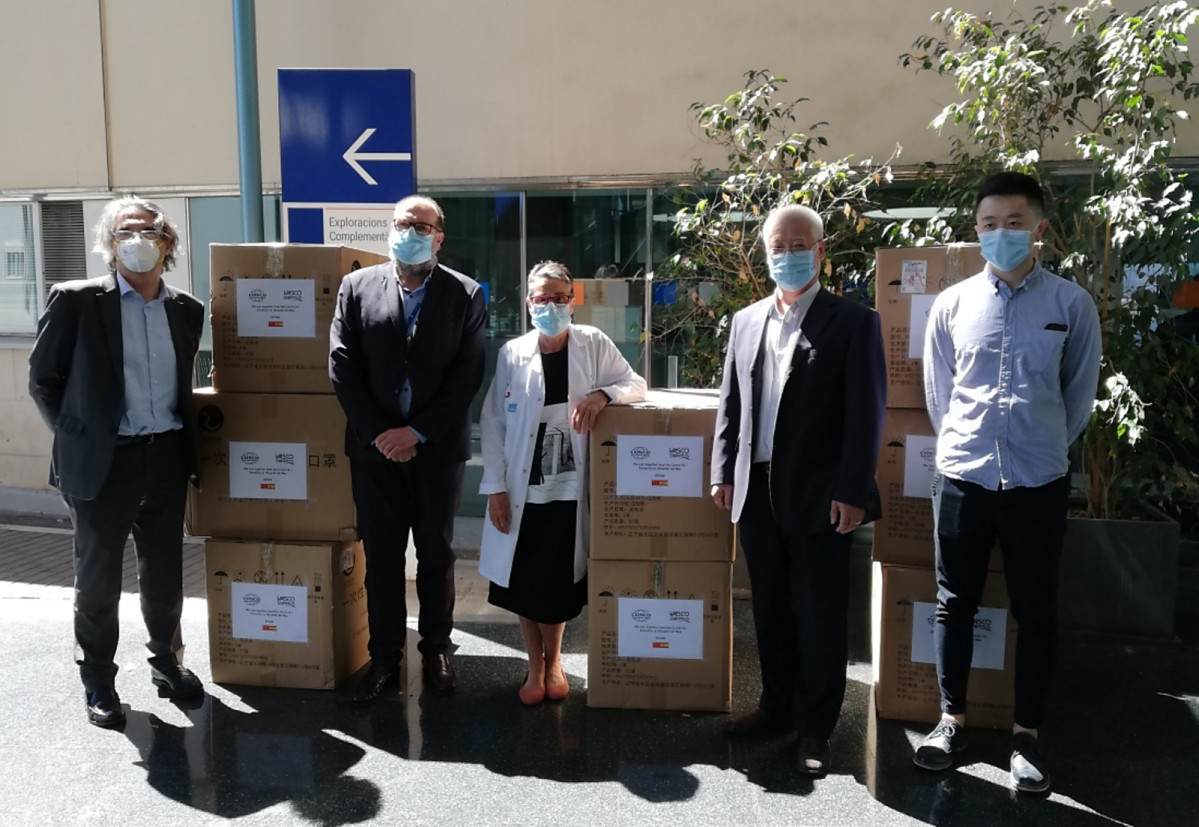 COSCO SHIPPING Lines Spain entrega mascarillas Hospital del Mar