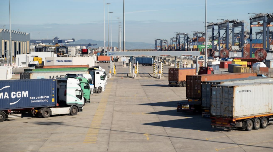 Port de Barcelona   camiones