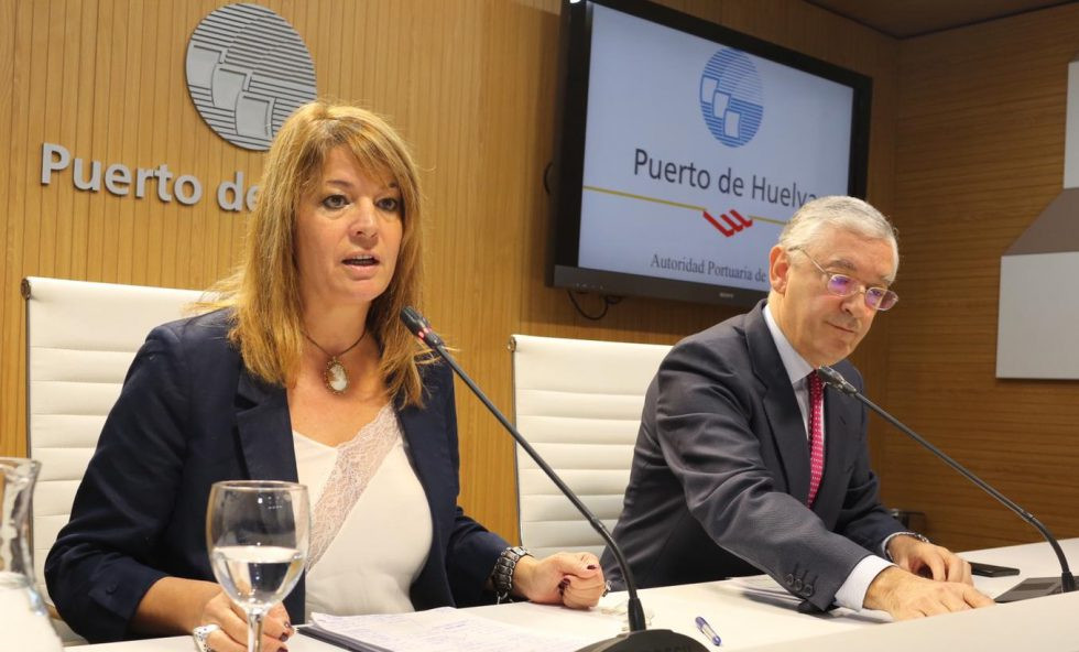 Puerto de Huelva   presidenta   director 2