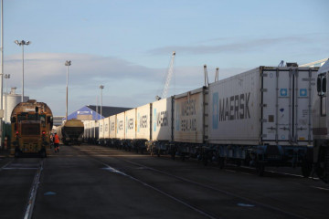 Puerto de Marín   ferroviario   Maersk