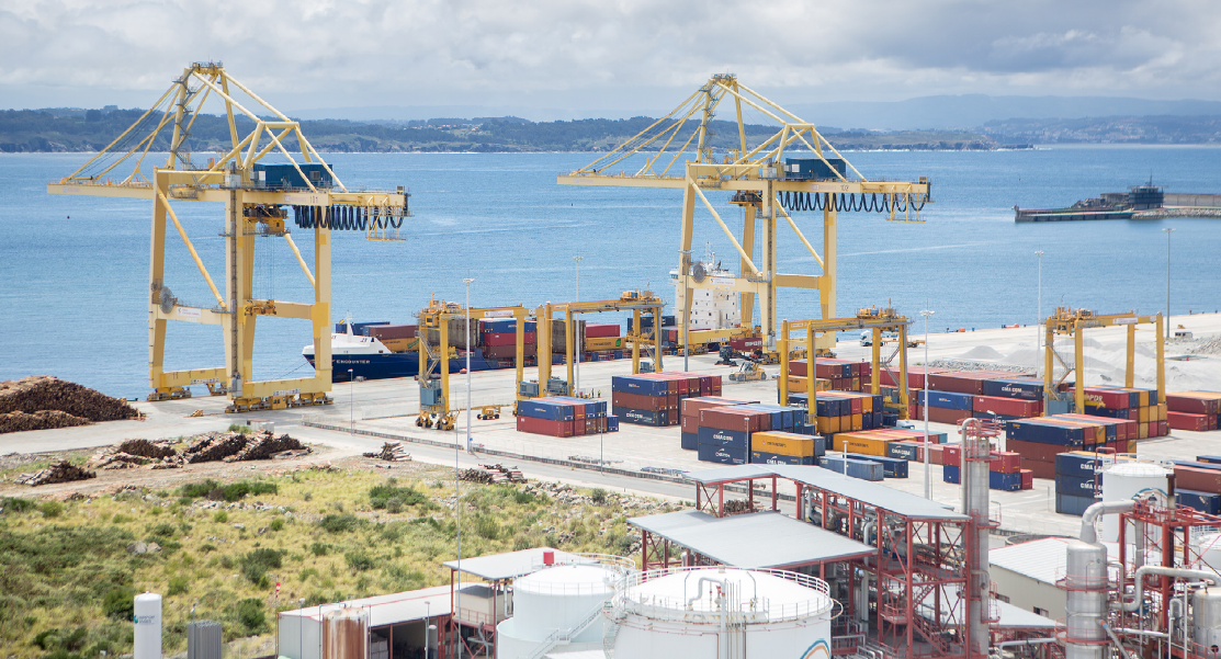 Puerto de Ferrol   Terminal Yiport   Contenedores