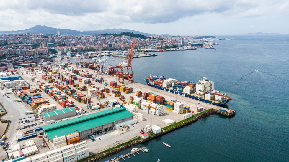 Puerto de Vigo   panorámica   terminal de contenedores