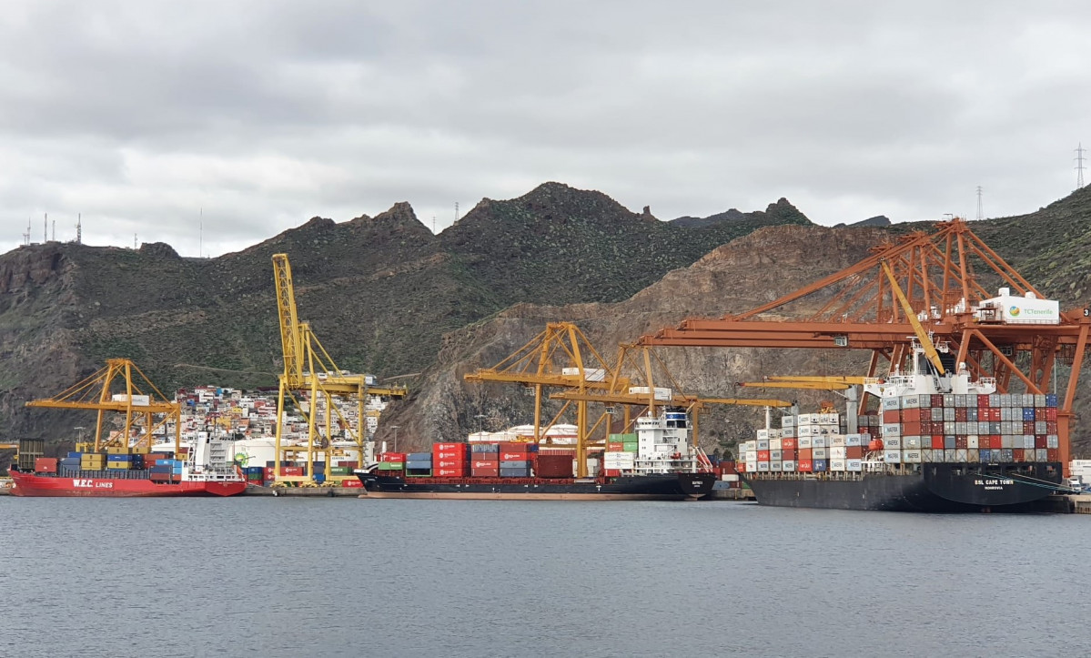 Puerto de Tenerife   terminales de contenedores (002)