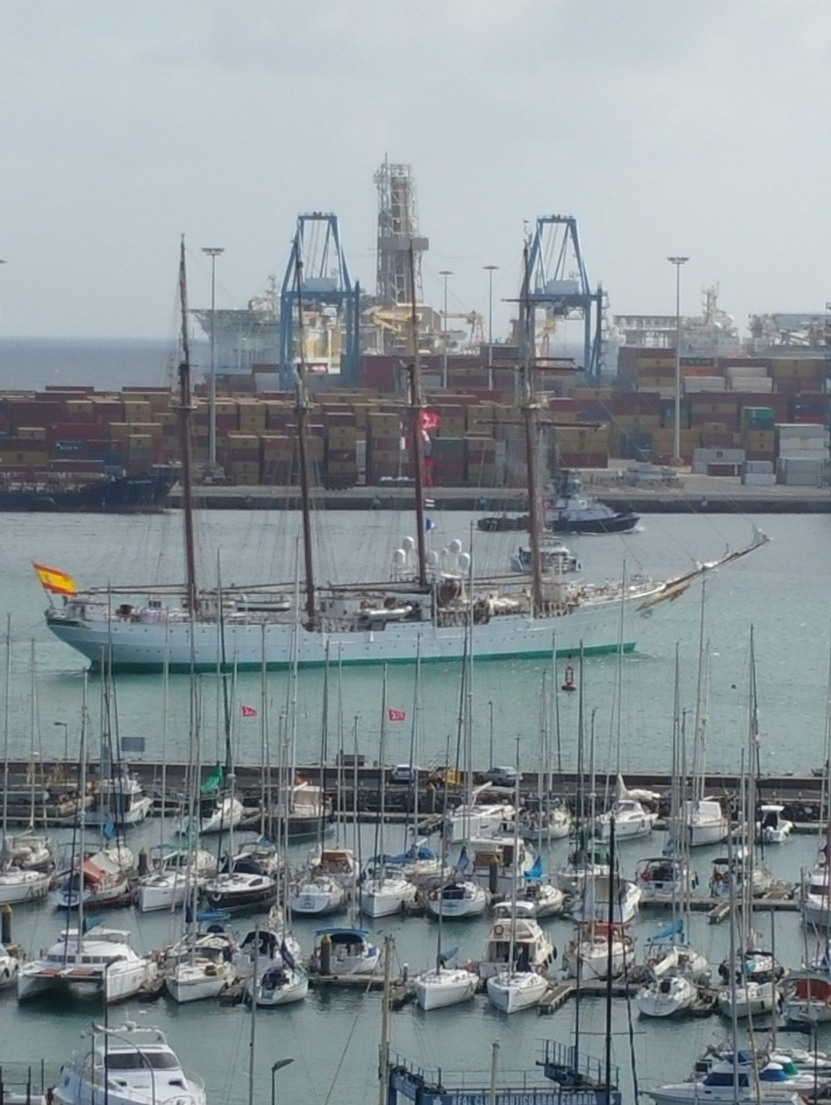 Puerto de Las Palmas   Juan Sebastiu0301au0301n Elcano 2019