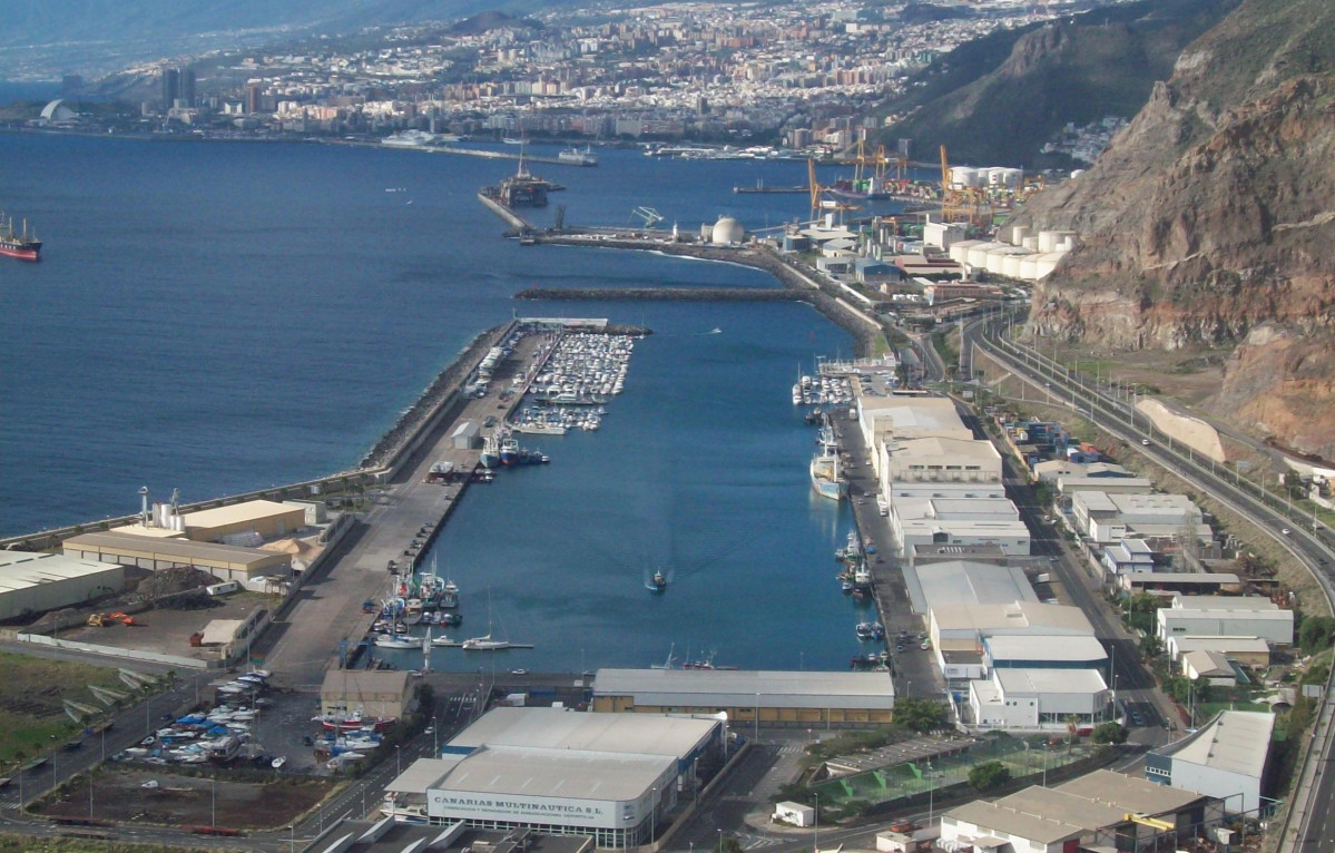 Puerto de Tenerife   Dau0301rsena pesquera