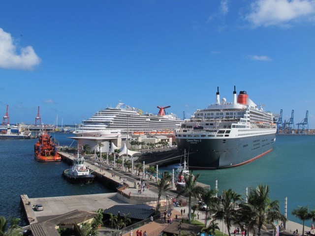 Fotos del crucero Carnival Breeze en el puerto de La Luz y de Las Palmas en Gran Canaria 8179702230 1