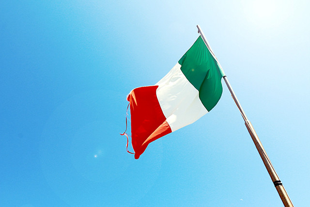 LR italian flag