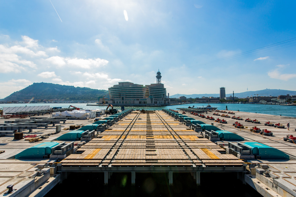 Port de Barcelona   Shiplift MB92