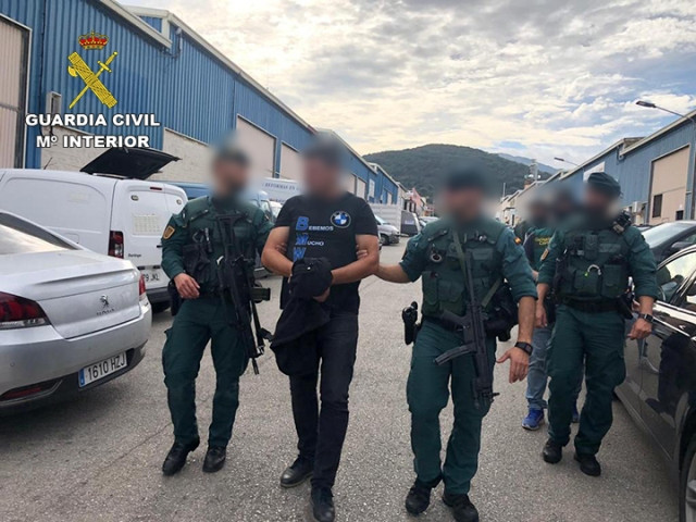 Guardia Civil   operaciou0301n estratum   Puerto de Algeciras