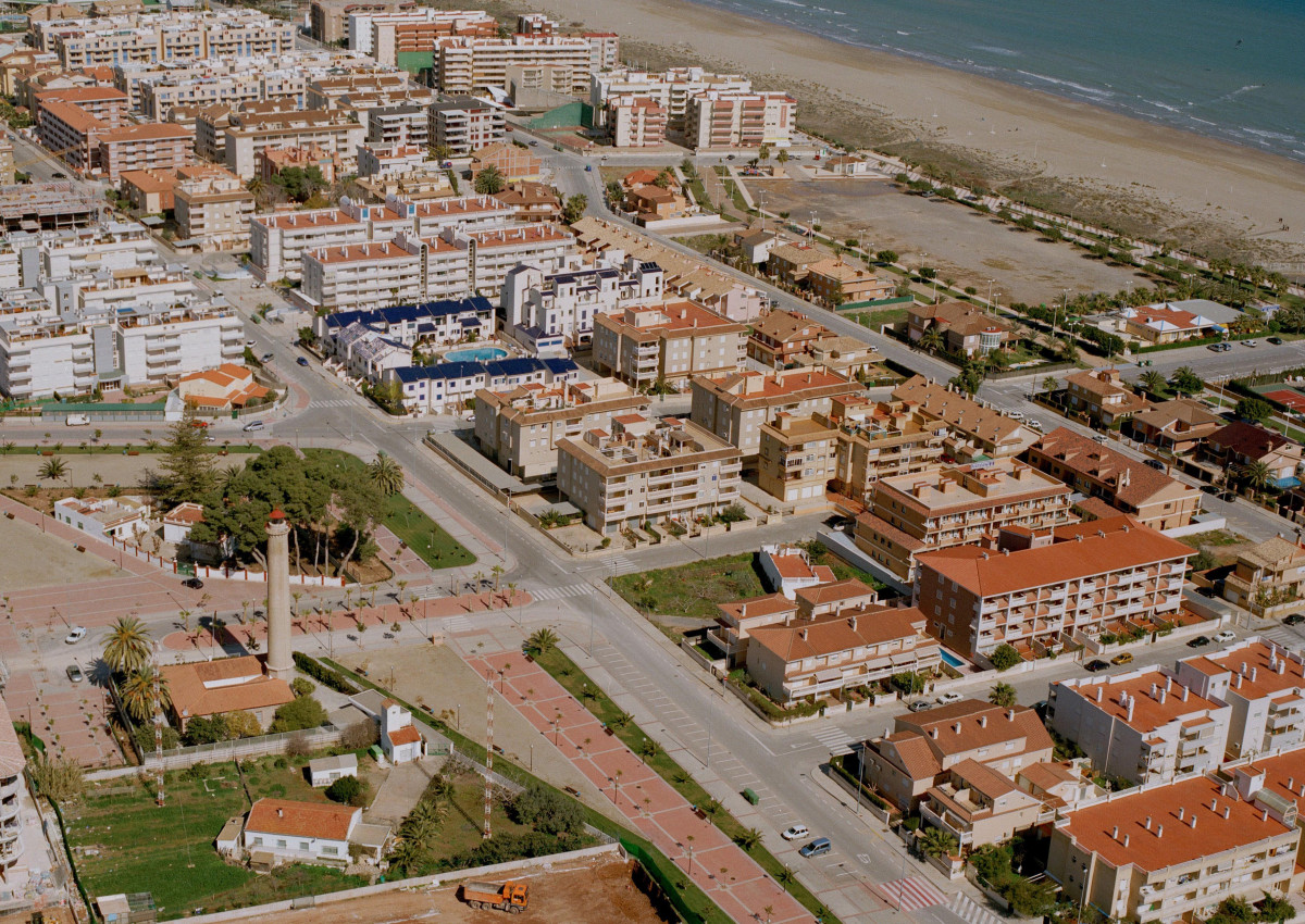 Valenciaport   Faro Canet 2