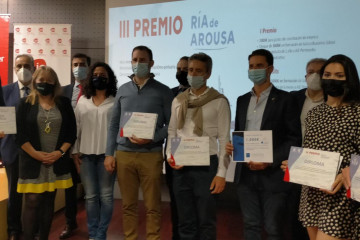 Foto familia premiados