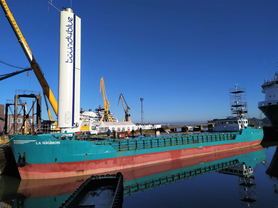 Bound4blue   astander  vela rigida esail