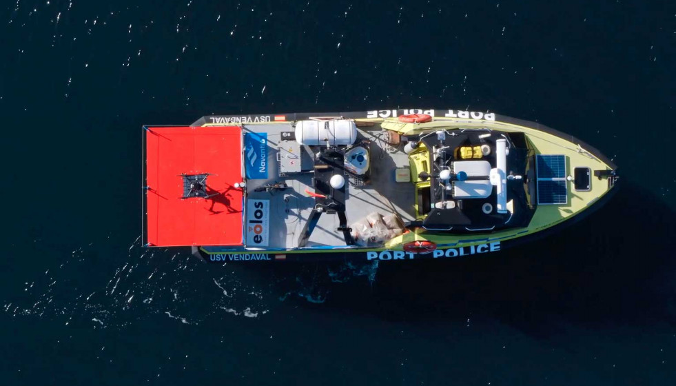 Eolos Ceuta 18122020 interior barco