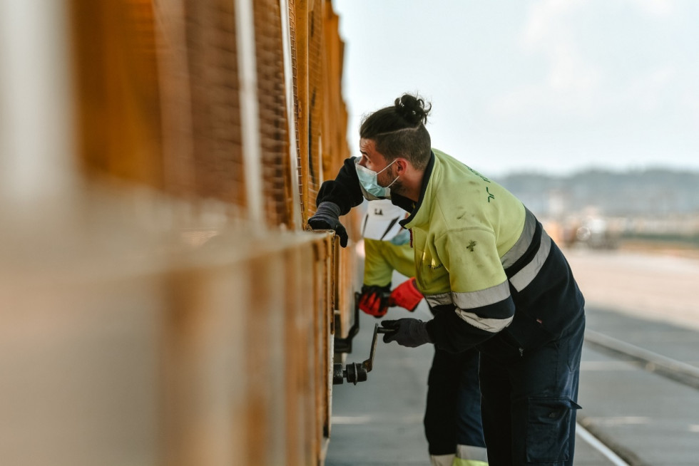 72754b70fe6beee440ef38686ca1c17b XL