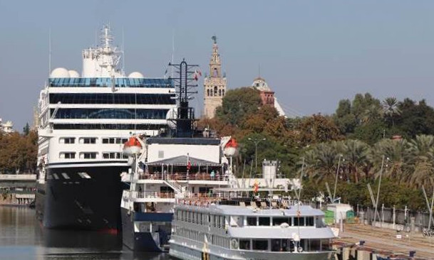Puerto de Sevilla   Cruceros 2021