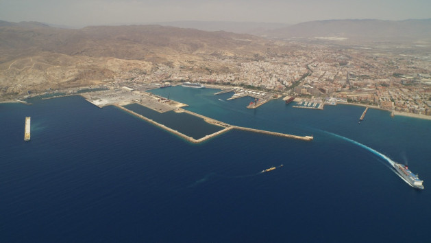 Panoramica del Puerto de Almeria 1 1920x1080