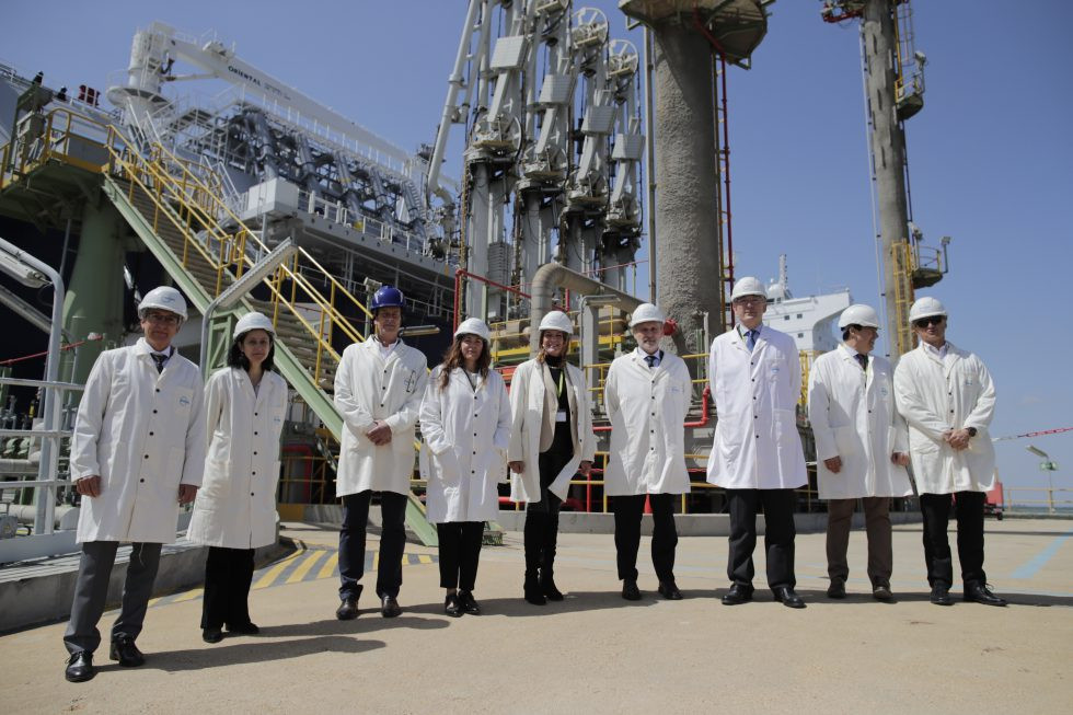 Visita APH a Enagas1 980x653