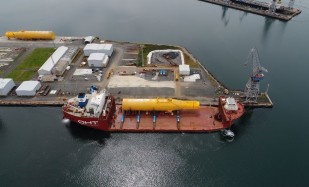 NAVANTIAWINDARembarqueestructurasdeHywind