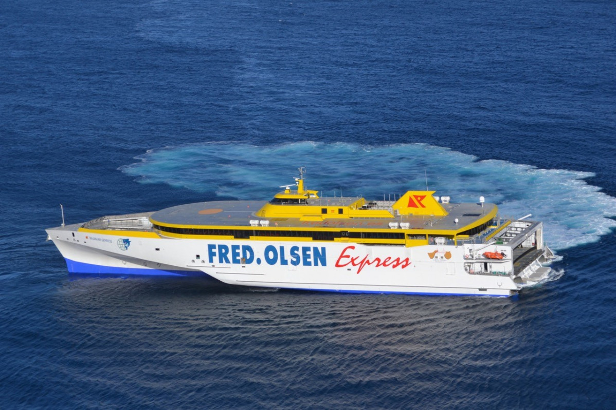 Fred Olsen   Bajamar Express en Agaete